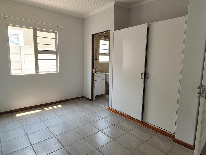 3 Bedroom Property for Sale in Perlemoenbaai Western Cape